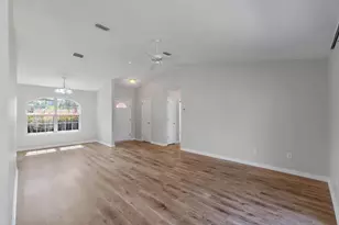 1915 Jo-Tam Ln, Navarre, FL 32566 - Photo 9