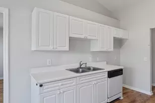 1915 Jo-Tam Ln, Navarre, FL 32566 - Photo 15