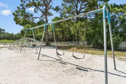 1974 Crosscreek Circle, Gulf Breeze, FL 32563 - Photo 35