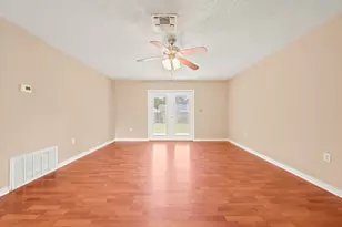 1010 Aspen Ct, Fort Walton Beach, FL 32547 - Photo 7