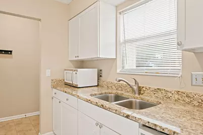 1010 Aspen Court, Fort Walton Beach, FL 32547 - Photo 13