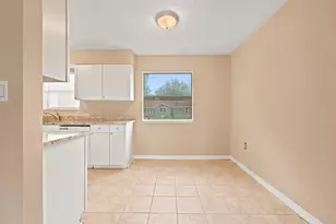 1010 Aspen Ct, Fort Walton Beach, FL 32547 - Photo 11