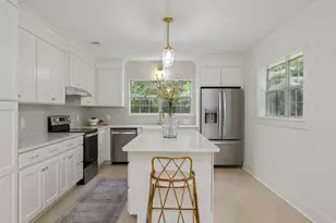 8127 5th St, Laurel Hill, FL 32567 - Photo 13