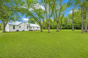 8127 5th St, Laurel Hill, FL 32567 - Photo 29