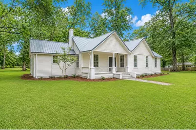 8127 5th Street, Laurel Hill, FL 32567 - Photo 3