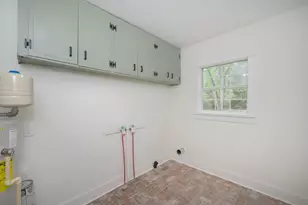 8127 5th St, Laurel Hill, FL 32567 - Photo 15