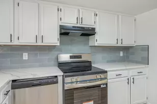 1800 Whispering Oaks Ln, Fort Walton Beach, FL 32547 - Photo 5