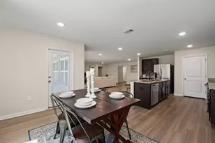 352 Merlin Ct, Crestview, FL 32539 - Photo 19