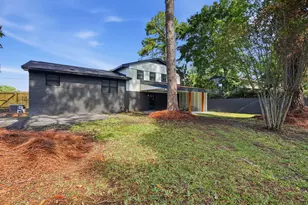 27 SW Driftwood Pkwy, Fort Walton Beach, FL 32548 - Photo 39