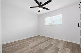 27 SW Driftwood Pkwy, Fort Walton Beach, FL 32548 - Photo 25