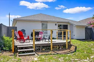 7650 Chablis Cir, Navarre, FL 32566 - Photo 19