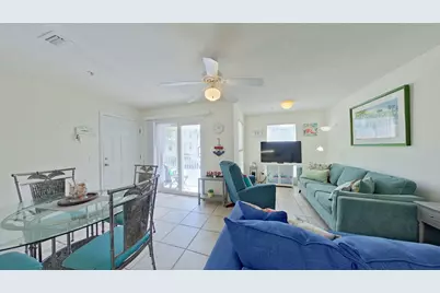 8436 Gulf Boulevard #UNIT 613, Navarre, FL 32566 - Photo 3