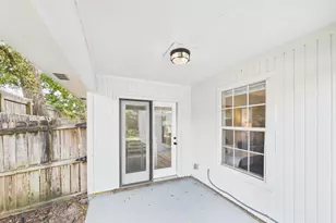 1920 Redwood Ave, Niceville, FL 32578 - Photo 23