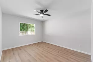 208 Cottonwood Ct, Niceville, FL 32578 - Photo 23