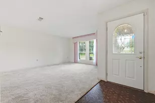 85 Lake Lorraine Cir, Shalimar, FL 32579 - Photo 15