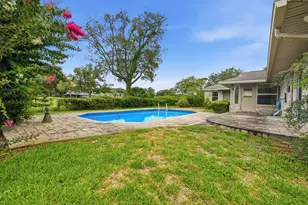 85 Lake Lorraine Cir, Shalimar, FL 32579 - Photo 61