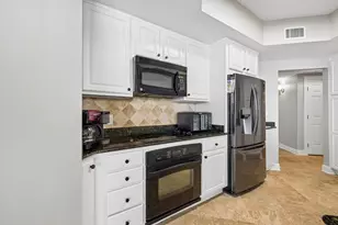 15500 Emerald Coast Pkwy, Destin, FL 32541 - Photo 9