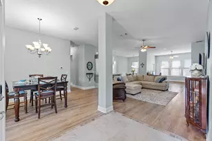 3019 Crown Creek Cir, Crestview, FL 32539 - Photo 5