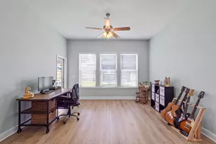 3019 Crown Creek Cir, Crestview, FL 32539 - Photo 17