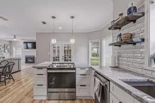 895 Shalimar Ct, Shalimar, FL 32579 - Photo 17