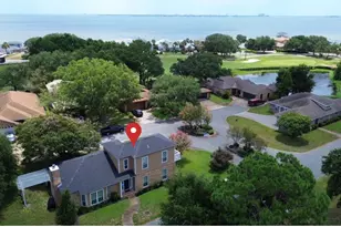 895 Shalimar Ct, Shalimar, FL 32579 - Photo 1