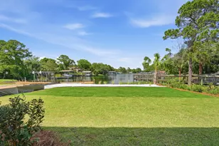 8 NE Yacht Club Dr, Fort Walton Beach, FL 32548 - Photo 57