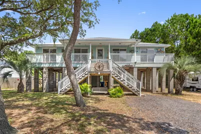 3034 Bay Street, Gulf Breeze, FL 32563 - Photo 1