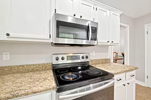 2216 Calle De Marbella, Navarre, FL 32566 - Photo 15