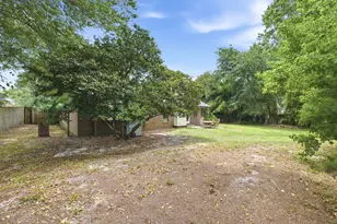 2216 Calle De Marbella, Navarre, FL 32566 - Photo 35