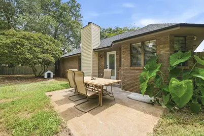 2216 Calle De Marbella, Navarre, FL 32566 - Photo 31