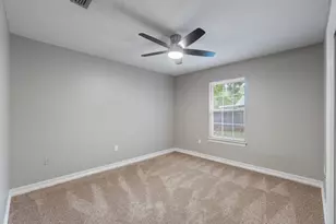 2181 Calle De Castelar, Navarre, FL 32566 - Photo 19