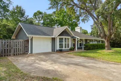 2181 Calle De Castelar, Navarre, FL 32566 - Photo 1