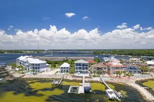 2566 Cayenne Ln, Shalimar, FL 32579 - Photo 147