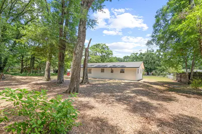 207 Oglesby Avenue, Crestview, FL 32536 - Photo 29