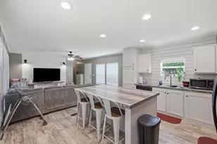 940 Hiawatha St, Holt, FL 32564 - Photo 11