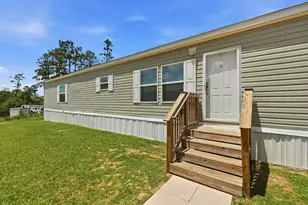 940 Hiawatha St, Holt, FL 32564 - Photo 3