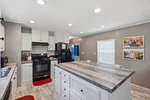 940 Hiawatha St, Holt, FL 32564 - Photo 9