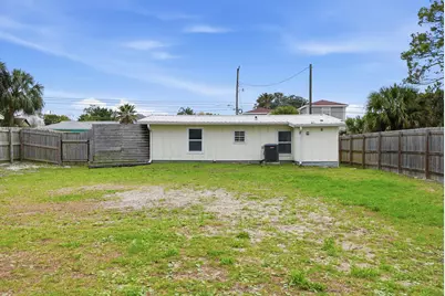 5616 Pinetree Avenue, Panama City Beach, FL 32408 - Photo 29