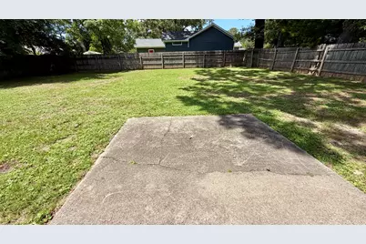 355 Adams Drive, Crestview, FL 32536 - Photo 17