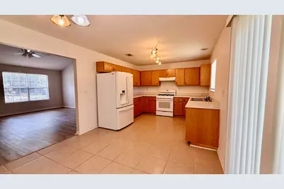 355 Adams Drive, Crestview, FL 32536 - Photo 7
