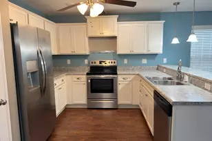 455 Eisenhower Dr, Crestview, FL 32539 - Photo 5