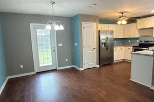 455 Eisenhower Dr, Crestview, FL 32539 - Photo 7