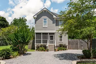 187 N 7th St, Santa Rosa Beach, FL 32459 - Photo 3