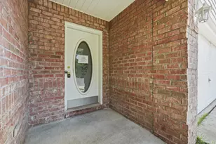 1024 Freeport Ct, Mary Esther, FL 32569 - Photo 5