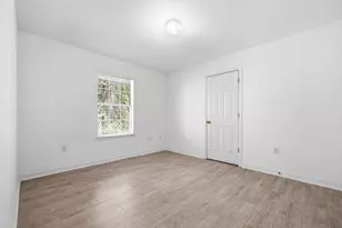 1024 Freeport Ct, Mary Esther, FL 32569 - Photo 11