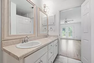 1024 Freeport Ct, Mary Esther, FL 32569 - Photo 31