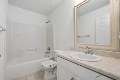 1024 Freeport Court, Mary Esther, FL 32569 - Photo 9