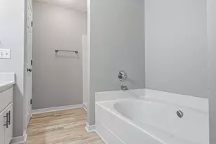 382 Riverchase Blvd, Crestview, FL 32536 - Photo 23