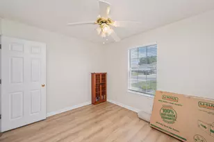 398 Pristine Water Ln, Mary Esther, FL 32569 - Photo 9