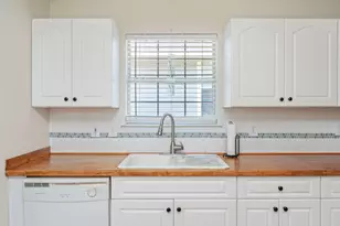 398 Pristine Water Ln, Mary Esther, FL 32569 - Photo 11
